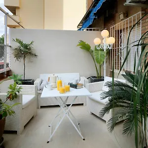  Apartamento Jardín Cerca Del Centro