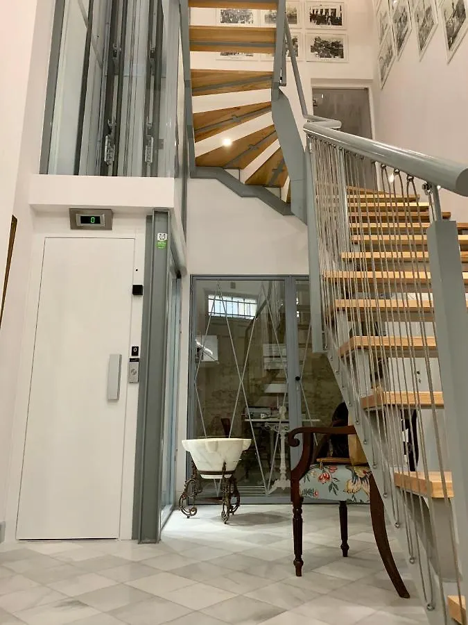 Sevilla Home Center Suites Sevilha